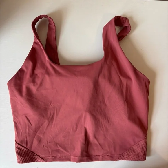 Women's Old Navy Pink Activewear Crop Top - Picture 1 of 3
